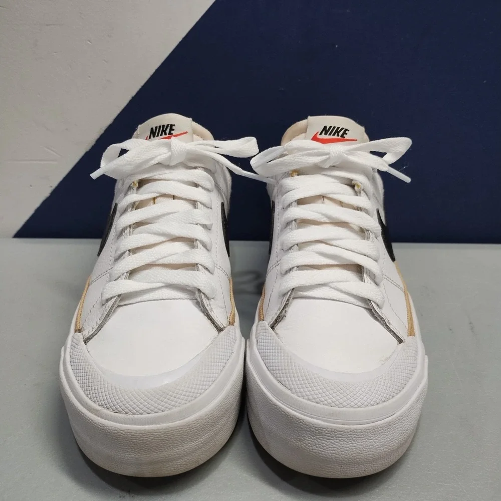 Nike Court Legacy Lift Platform Sneakers Womens US 5.5 Multi Athletic DM7590-100